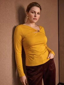 MOTF PREMIUM PLUS SIZE WOMEN'S SPRING/AUTUMN SOLID COLOR ASYMMETRIC TWISTED NECK FITTED T-SHIRT - Yellow - View 1