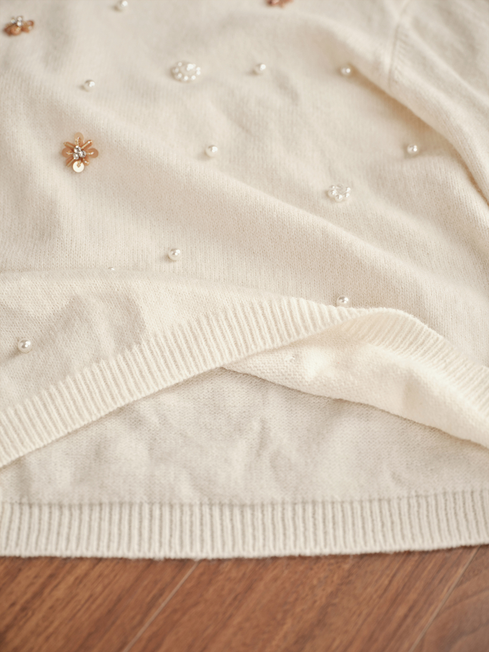 Autumn/Winter Sweet Style Pearl Long Sleeve Pullover Women's Knit Sweater, Premium Innerwear/Outerwear, Exquisite