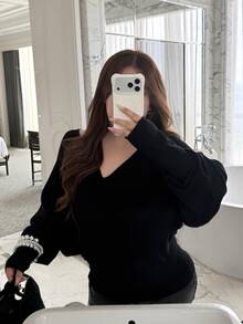 Vibekara Sweater Pullover Longgar Lengan Panjang Model Batwing Leher V Warna Polos untuk Wanita Ukuran Plus Musim Dingin - Hitam - View 5