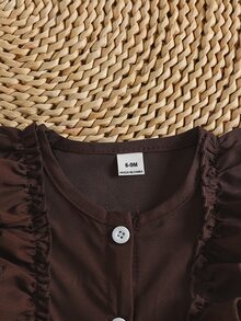 SHEIN Playful Pals 1件新生女嬰刺繡洋裝，可愛甜美棕色白色花卉荷葉邊蝴蝶結長袖圓領常規款，婚禮秋季假期用，附髮箍 - 棕色 - 查看 4