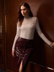 MOTF PREMIUM 女款優雅對比蕾絲長袖T恤 - 杏色 - 查看 5