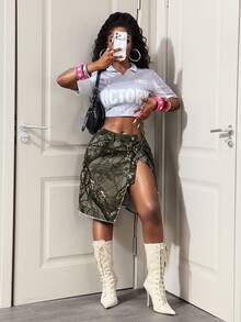 BamGleam Women's Spring/Summer Outdoor Party Commute Camouflage Multi-Pocket Utility Denim Skirt With Multiple Buttons - Army Green - View 3