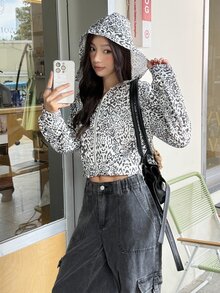 K-Vae Women's Grey Leopard Print Hooded Short Jacket, Slim Fit Flattering Sweatshirt - Multicolor - View 6