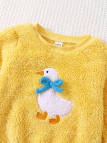 SHEIN 女嬰可愛卡通圖案蝴蝶結黃色毛茸茸居家服套裝 - 黃色 - 查看 3
