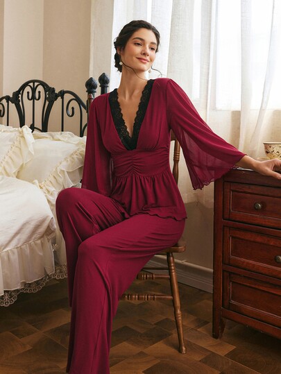 Côtesoire Elegantes romantisches Damen-Pyjama-Set im südfranzösischen Stil mit Spitzen-Patchwork und V-Ausschnitt