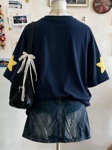 Lalippa 女款五角星數位印花時尚極簡大廓型中長版圓領落肩T恤，適合送給朋友的禮物 - 彩色 - 查看 2