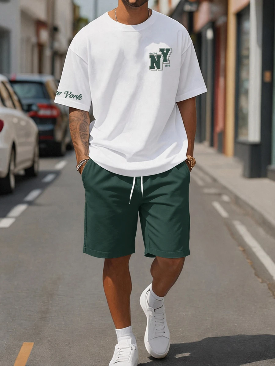 Sorvial 男士修身白色針織上衣與綠色梭織短褲套裝 - 彩色 - 查看 1