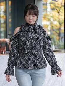 Bijouette 大尺碼優雅黑白格紋編織露肩上衣，柔軟面料，日系甜美風，收腰下腰線，適合早午餐派對秋季穿搭 - 彩色 - 查看 7
