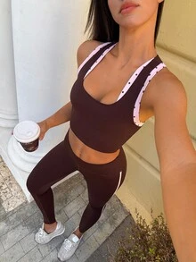 Fluxe Set 2 Potong: 2 in 1 Atasan Tank Top Olahraga dengan Trim Kontras dan Lapisan Polkadot & Legging Fitness dengan Belahan Selangkangan - MultiWarna - View 3