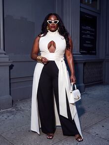 Slaydiva Áo len dệt kim cut-out phong cách đường phố gợi cảm size lớn cho mùa thu - trắng - Xem 6