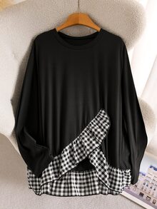 CosyJoli Plus Size Women's Round Neck Long Sleeve Patchwork Plaid Ruffle Hem Casual T-Shirt - Black and White - View 4
