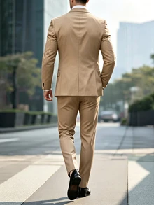 Manfinity Mode Herren Business Lässig Ein-Knopf Blazer und Hose, Spitzrevers-Design verleiht mehr Stil und Schichtung, geeignet für tägliches Pendeln, Business, Party und Bankett. Dieses Anzugset ist ein unverzichtbares vielseitiges Stück in der Herren-Garderobe und ein perfektes Geschenk für Freund oder Ehemann - Khaki - Übersicht 2