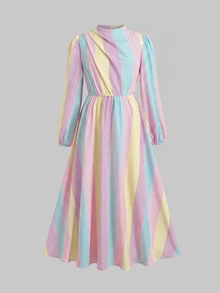 SHEIN Tween女孩 M01072274 秋冬休閒修身抓皺不對稱泡泡長袖拼接腰部抓皺大裙擺彩色條紋印花洋裝 時尚度假優雅復古女孩洋裝 多彩彩虹條紋 - 彩色 - 查看 6