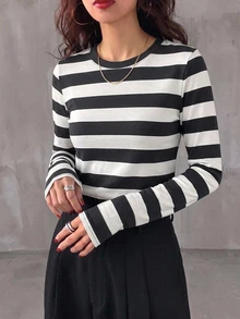 DAZY 女款灰色純色圓領修身長袖寬條紋休閒日常百搭修身打底夏季T恤 - 黑色 - 查看 5