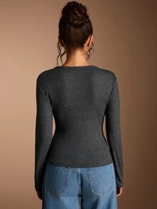SHEIN BASICS 女款純色修身百搭日常長袖T恤 工作穿搭 炭灰色 秋冬休閒 - 黑色 - 查看 8