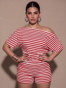 SHEIN BAE CURVE 大尺碼女款黃色不對稱單肩無袖上衣與迷你短褲2件套 - 紅色 - 查看 3