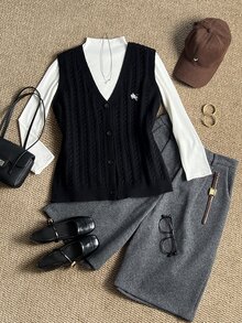 Grovea Plus Size Women's Knight Pattern Single-Breasted Knit Vest - Black - View 1