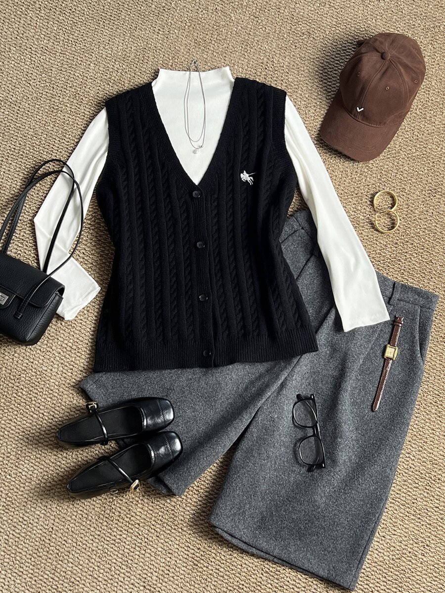 Grovea Plus Size Women's Knight Pattern Single-Breasted Knit Vest - Black - View 1