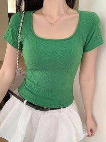 DAZY 女款提花修身百搭休閒T恤 度假風 - 墨綠色 - 查看 6