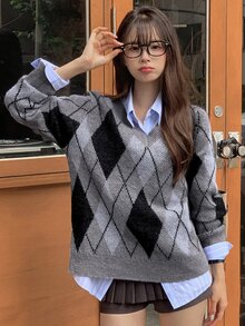 DAZY 女款拼色菱格紋寬鬆長袖V領休閒街頭風針織毛衣，適合春/秋度假 - 灰色 - 查看 3
