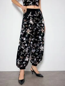 Maija 女款黑色天鵝絨燈籠褲，秋季假期都市風 - 黑色 - 查看 5