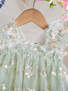 SHEIN 新生女嬰可愛優雅夏季網紗花卉刺繡洋裝 - 薄荷綠 - 查看 6