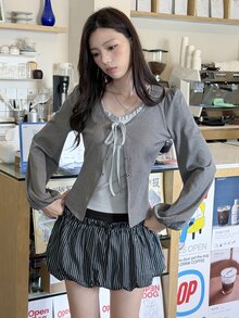 K-Vae Women's Korean Ins Style 2 In 1 Grey Frill Trim Oversized Scoop Neck Tie-Front Knit Cardigan, Contrast Color Drawstring Lantern Sleeve Grey Ribbed Sexy Sweet Girl Slimming T-Shirt - Grey - View 3