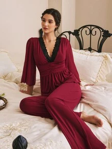 Côtesoire Set Piyama Wanita Leher V Berbahan Renda Patchwork Romantis Elegan Gaya Prancis Selatan - Burgundy - View 3