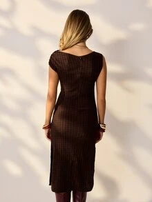 Aralina Gaun Midi Tanpa Lengan Satu Bahu Bertekstur Chic untuk Wanita, Sempurna untuk Pesta atau Acara Jalan-jalan. - Coffee Brown - View 7