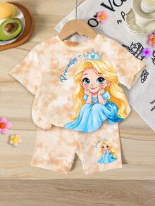 SHEIN 1套女童休閒甜美卡通皇冠公主紮染印花圓領短袖T恤與針織修身短褲套裝，女童休閒舒適T恤套裝，夏季穿搭 - 彩色 - 查看 1