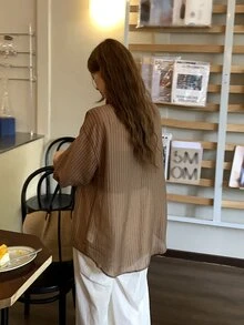 DAZY 女款條紋落肩長袖單排扣休閒襯衫 - 咖啡棕 - 查看 2