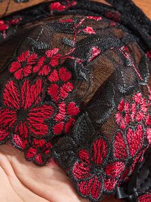 SHEIN 2件組女款網紗刺繡內衣套裝 - 黑色 - 查看 7