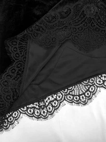 Franclia Women's French Lace Patchwork Asymmetrical Hem Top - Black - View 4