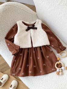 SHEIN Playful Pals 女嬰 2 件套洋裝套裝 秋冬格紋長袖復古甜美米色卡其印花洋裝褲裝襯衫 - 棕色 - 查看 3