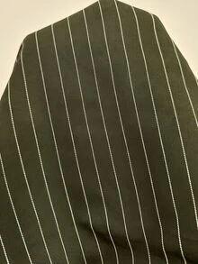 SHEIN PETITE 女款橄欖綠圓領不對稱下擺襯衫與寬腿褲套裝 教師節 辦公室工作 商務 夏季休閒 商務專業 - 軍綠色 - 查看 8
