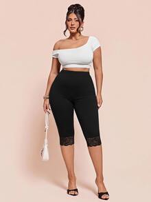 SHEIN BAE 大尺碼蕾絲拼接七分褲 - 黑色 - 查看 4