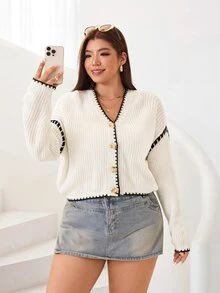 Solflare 大尺碼女款花卉飾邊落肩長袖單排扣針織開襟衫 - 黑與白 - 查看 6
