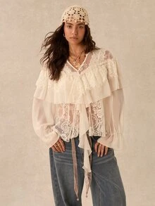 Easelle Vintage Bohemian V-Neck Lace Patchwork Romantic Women's Blouse - Beige - View 3