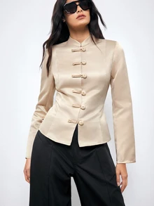 Maija Jaket Wanita Satin Lengan Panjang Warna Champagne, Potongan Pinggang Pas, Elegan untuk Acara Brunch - Unta - View 4