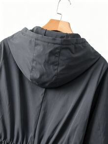 SHEIN LUNE CURVE 大尺碼女款收腰連帽風衣外套，韓式休閒優雅青春感寬鬆版型，夏季秋季高級女裝 - 深灰色 - 查看 6
