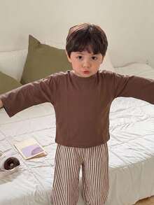 DAZY Baby Boys Round Neck Korean Style Long Sleeve Top And Striped Long Pants 2 Pieces Set Loungewear - Khaki - View 4