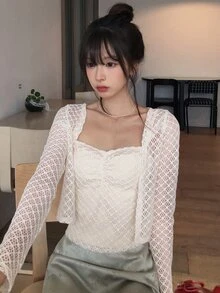 DAZY 女款純色鏤空前開襟上衣與細肩帶背心休閒兩件套 - 杏色 - 查看 3