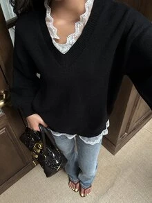 Autumina كنزة صوفية نسائية سوداء ناعمة بياقة على شكل حرف V مزينة بحافة دانتيل عتيقة - الأسود - مشاهدة 1
