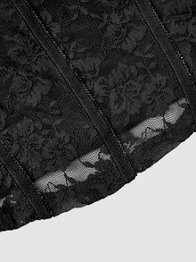 SHEIN MOD تي شيرت أسود من الدانتيل مع فتحات عند الخصر وأكمام طويلة ضيقة - الأسود - مشاهدة 4