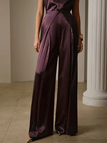 ZEYLAH Jumpsuit Wanita Polos Kancing Tunggal dengan Desain Lipit dan Kaki Lebar yang Elegan - Purple - View 3