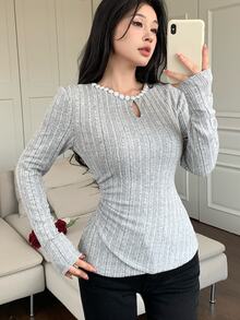 Feyla Atasan Dalaman Pas Badan dengan Desain Baru, Buatan Tangan Indah, Berhiaskan Manik-Manik, Leher Berongga, dan Pas Badan - Hitam - View 2