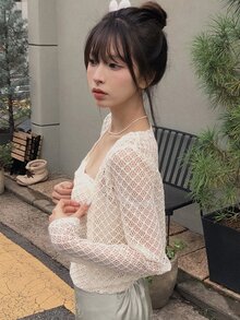 DAZY 女款純色鏤空前開襟上衣與細肩帶背心休閒兩件套 - 杏色 - 查看 5