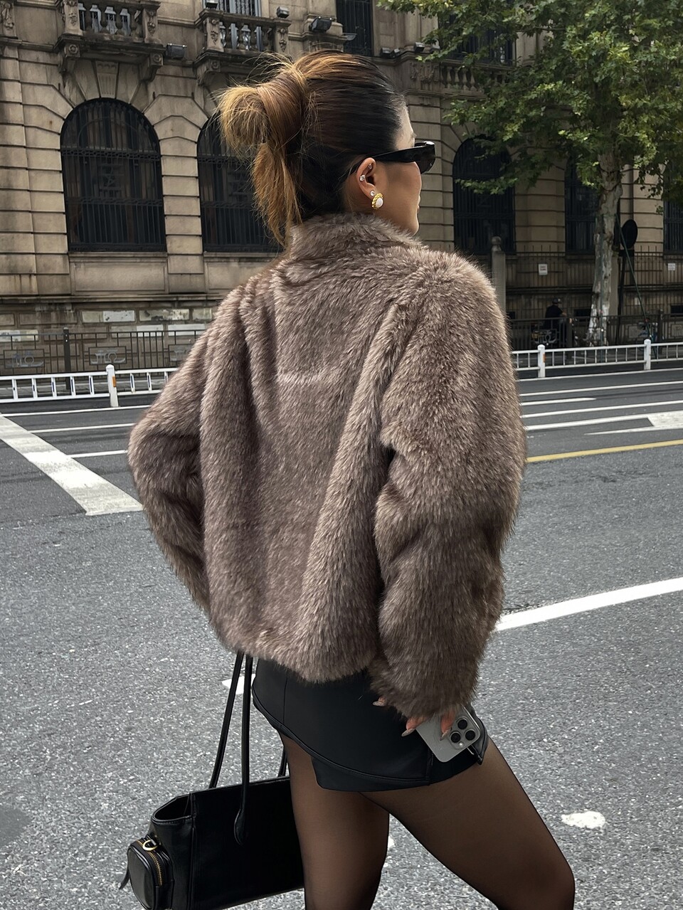 Women's Stand Collar Long Sleeve Loose Fashion Faux Fur Coat