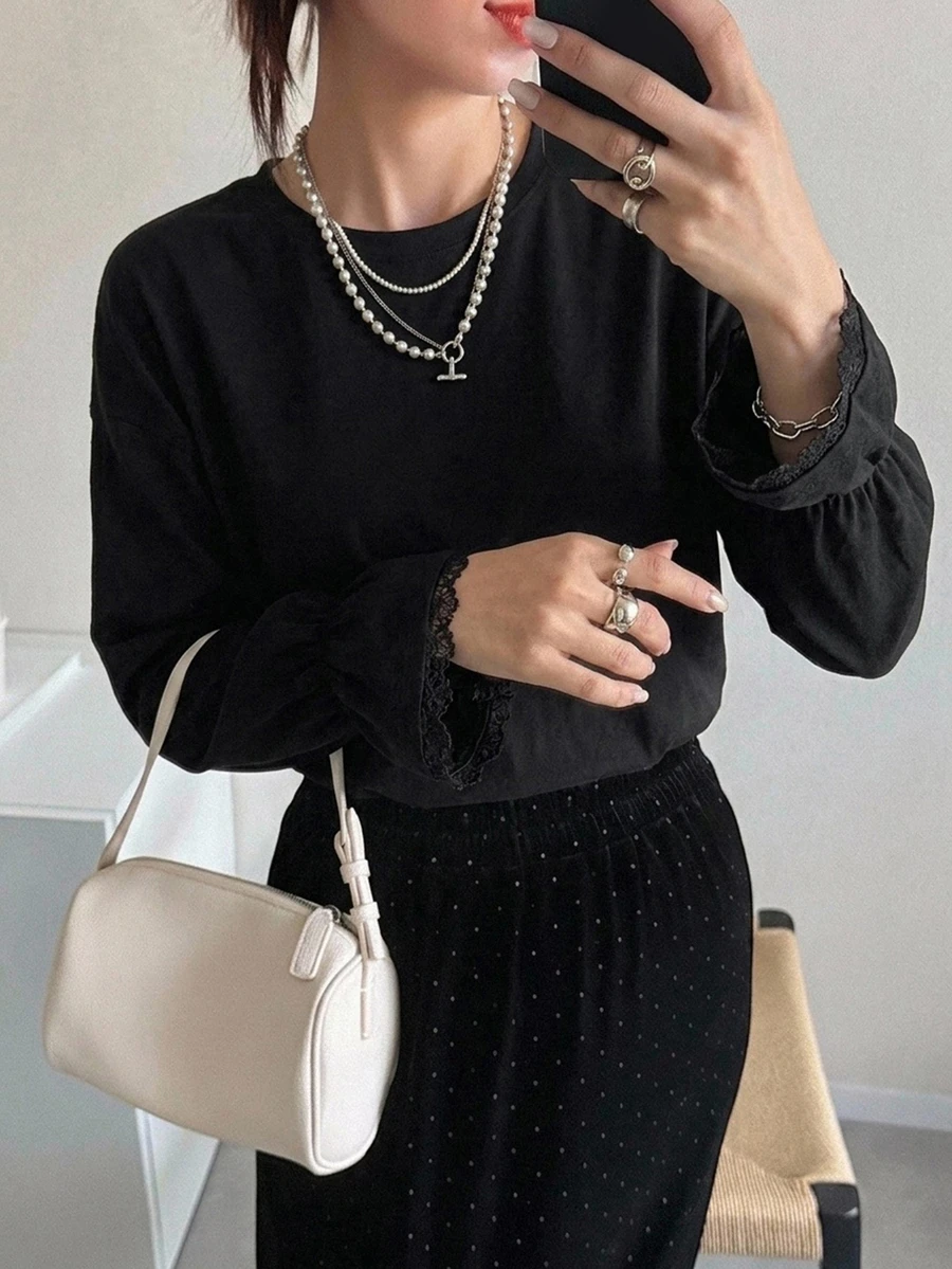 DAZY Women's Summer Round Neck Short Sleeve Lace Patchwork Pullover Casual Minimalist T-Shirt - Black - View 1