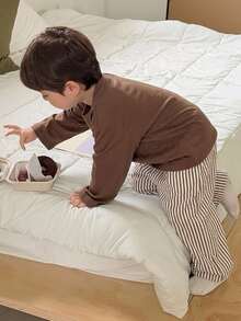 DAZY Baby Boys Round Neck Korean Style Long Sleeve Top And Striped Long Pants 2 Pieces Set Loungewear - Khaki - View 5